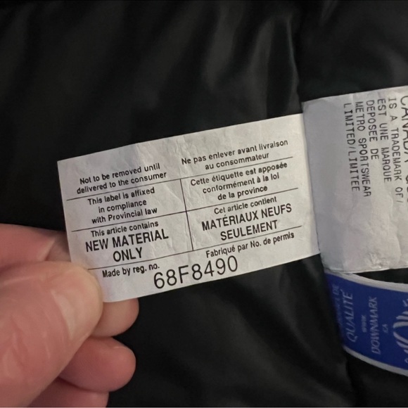 Canada Goose Expedition parka - Picture 16 of 17